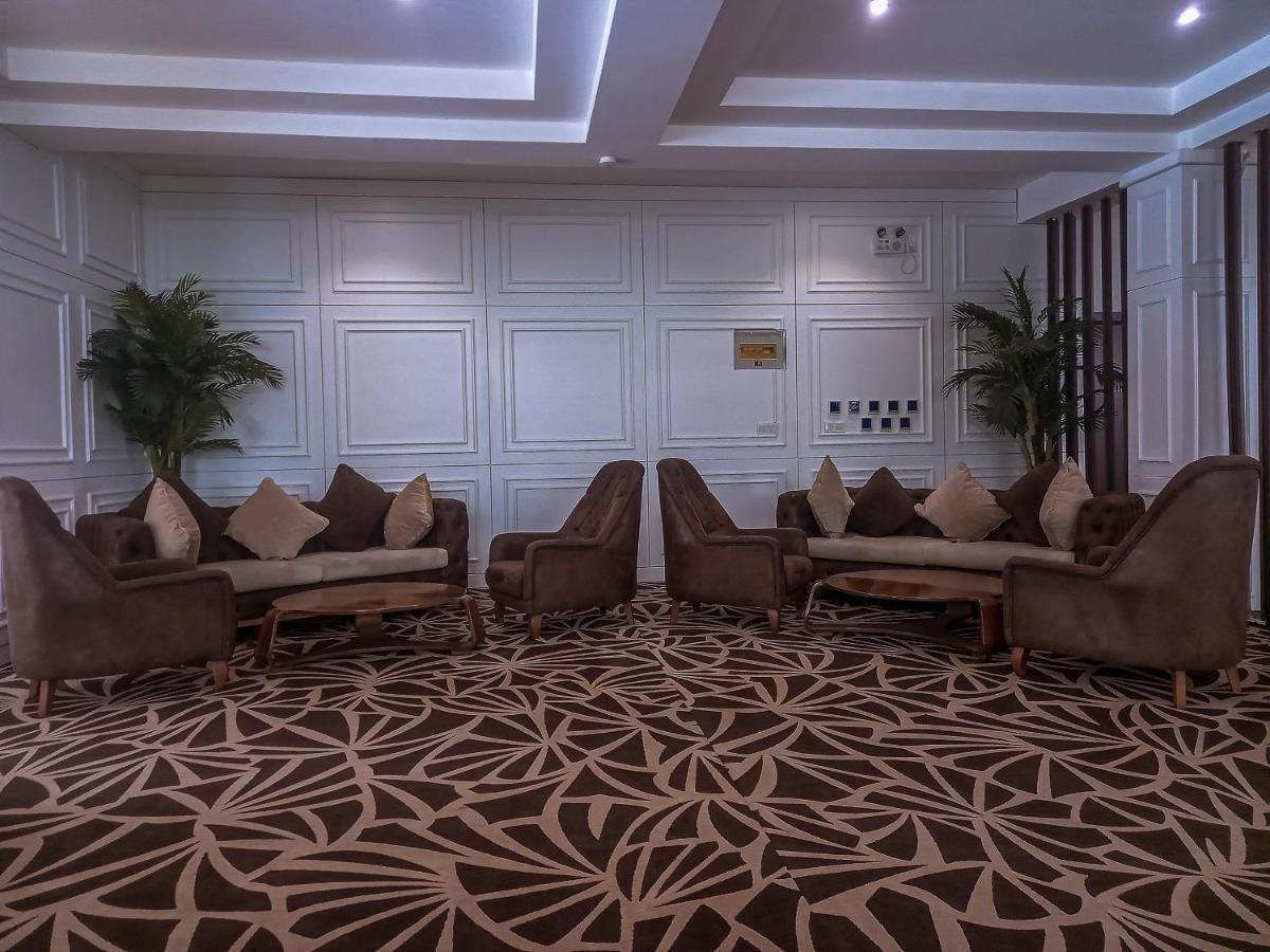 Summerset Continental Hotel by Usuma Mobushipe Esterno foto